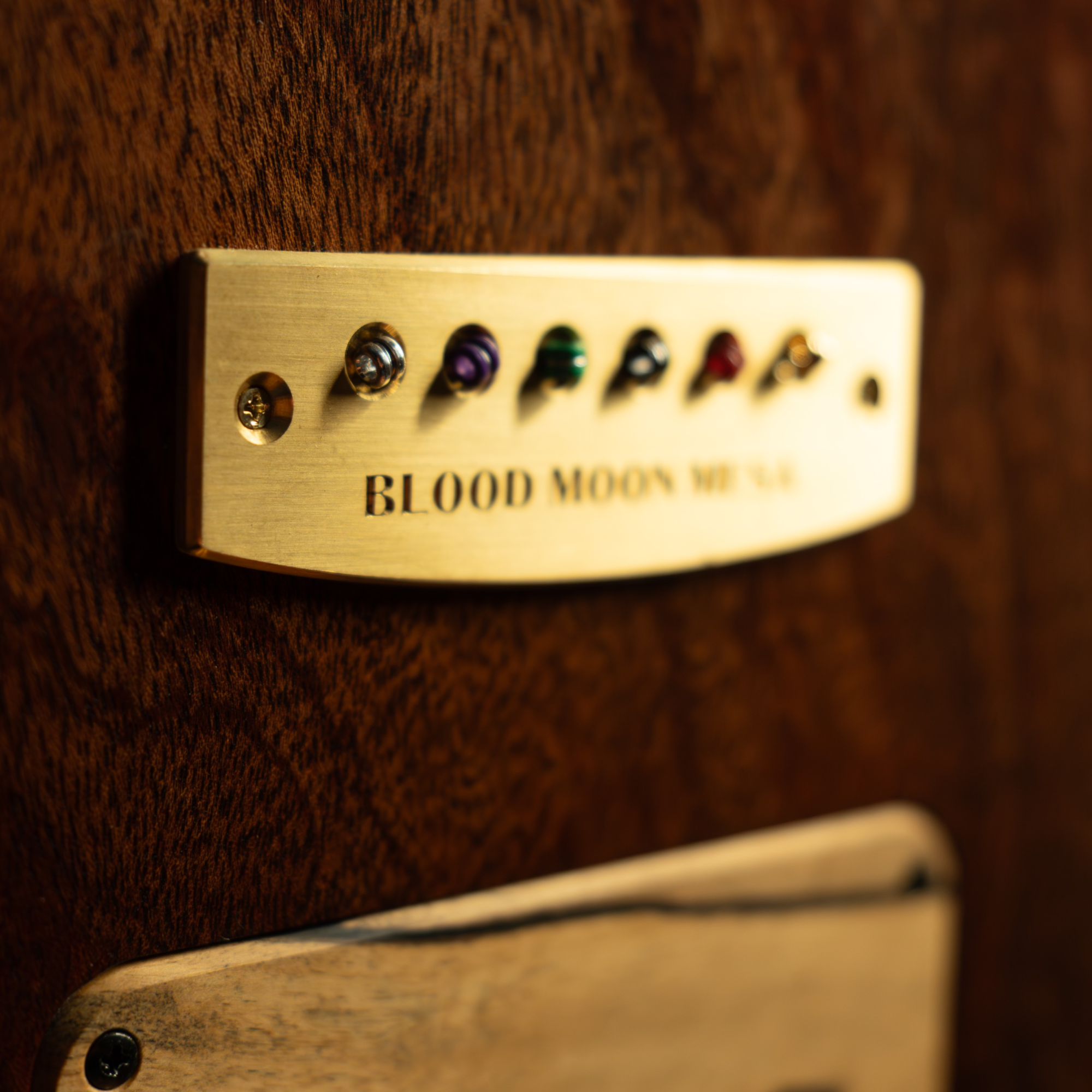 boutique electric guitars